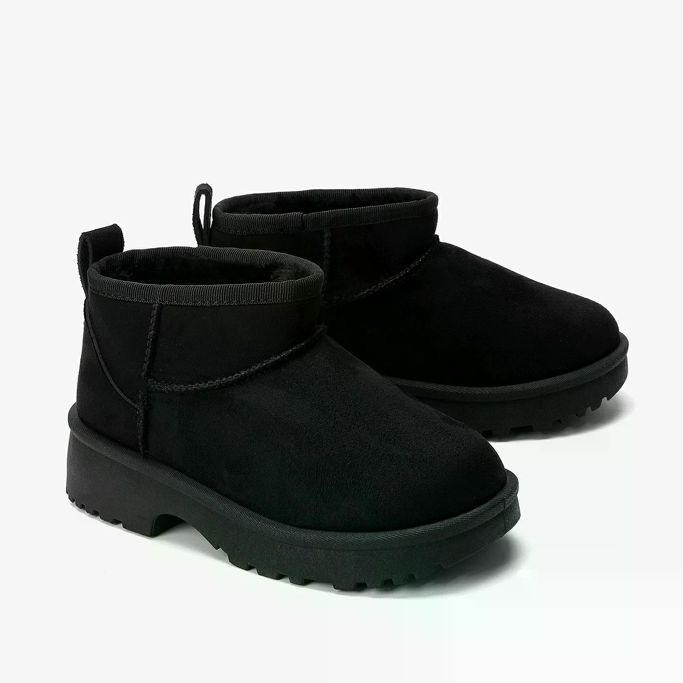 מגפון שחור 35