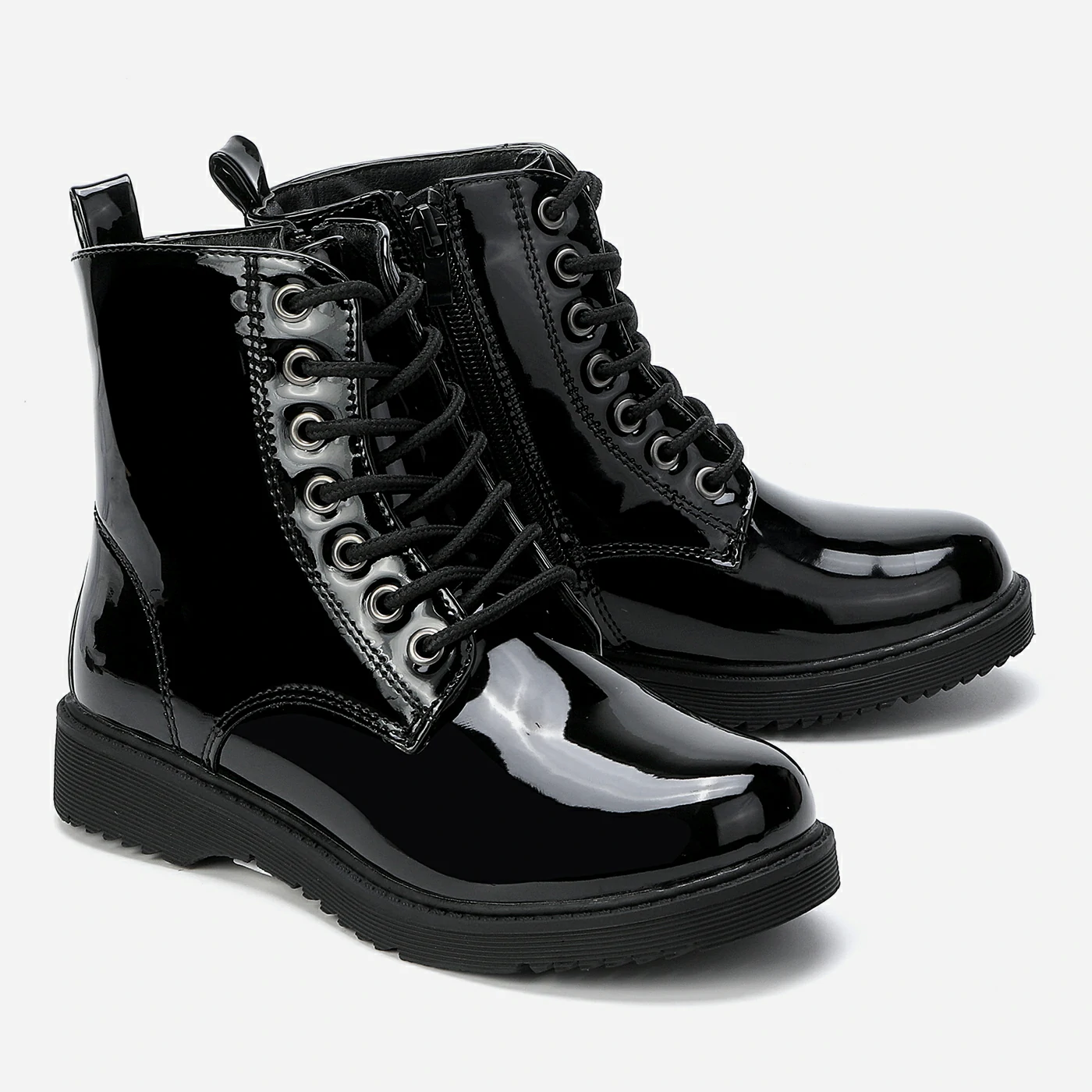 מגפון שחור 35