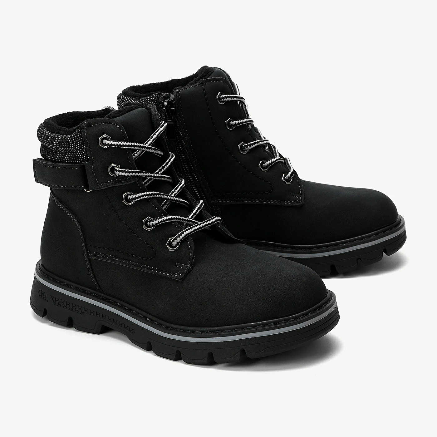 מגפון שחור 34