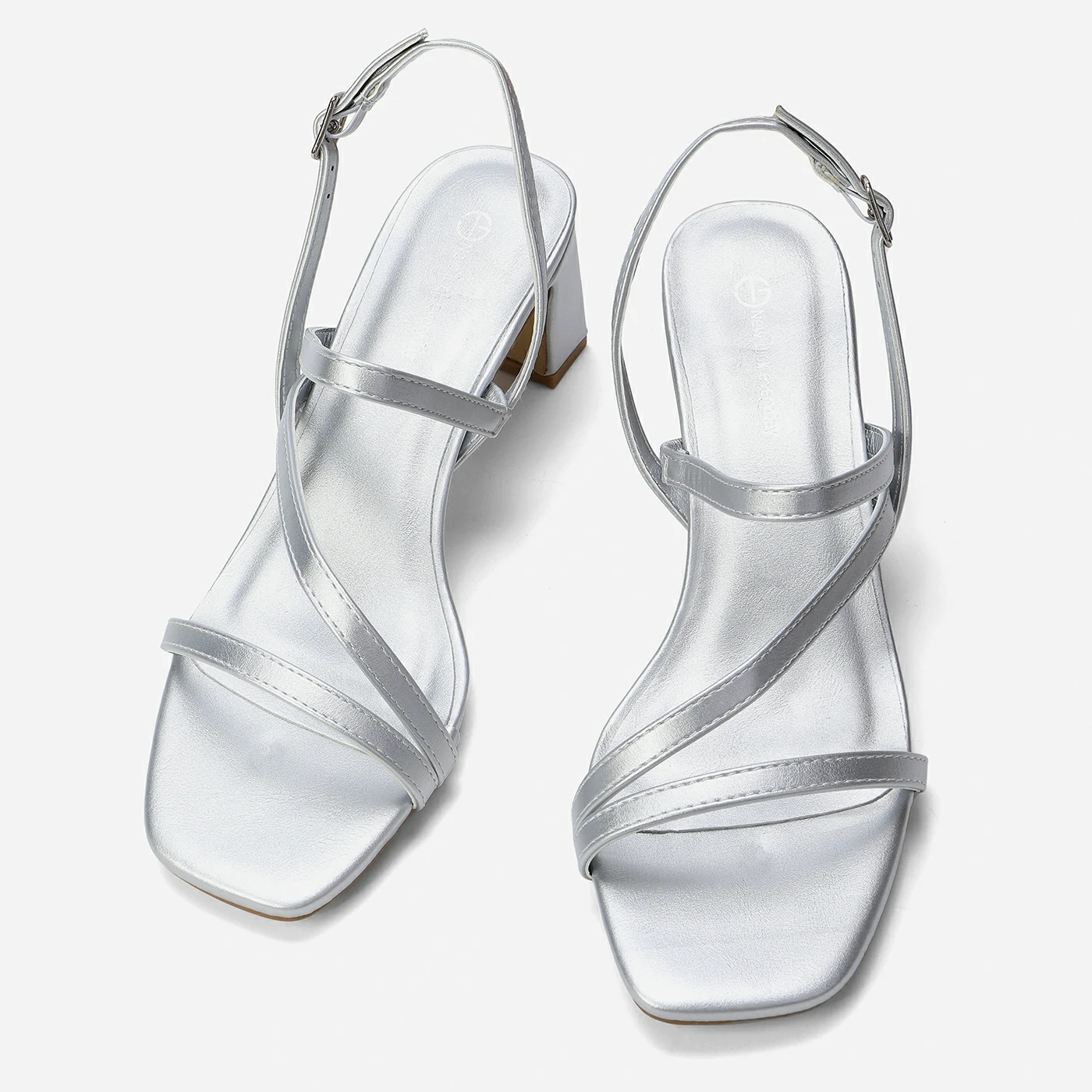 סנדל עקב כסף 37