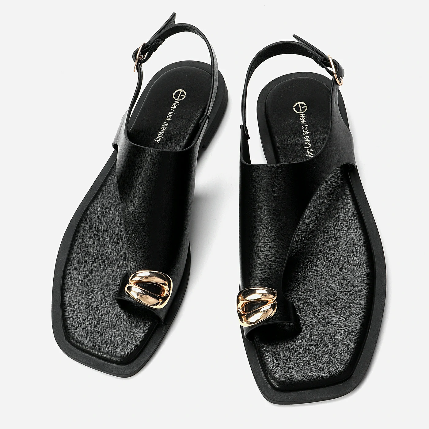 סנדל שטוח שחור 40