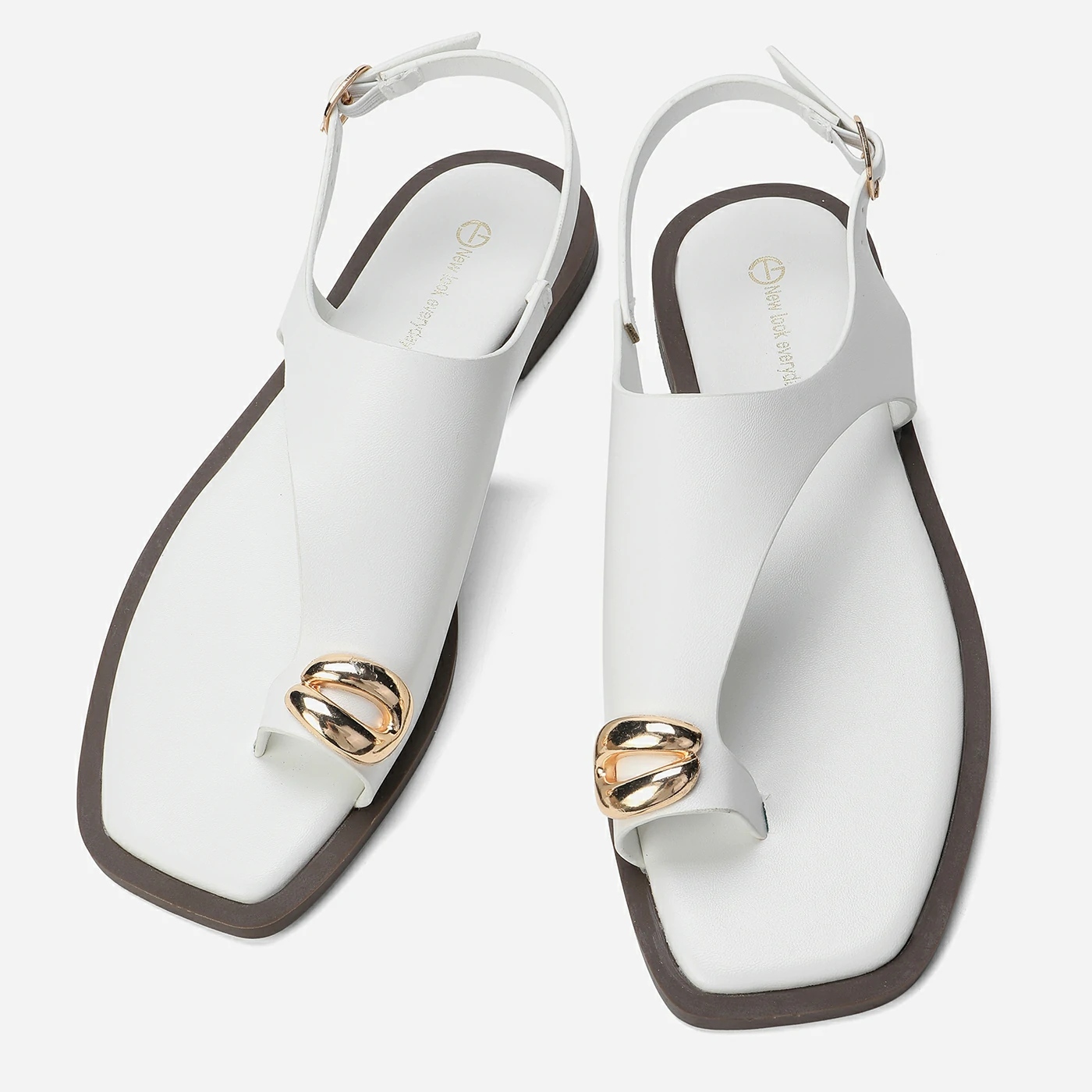 סנדל שטוח לבן 40