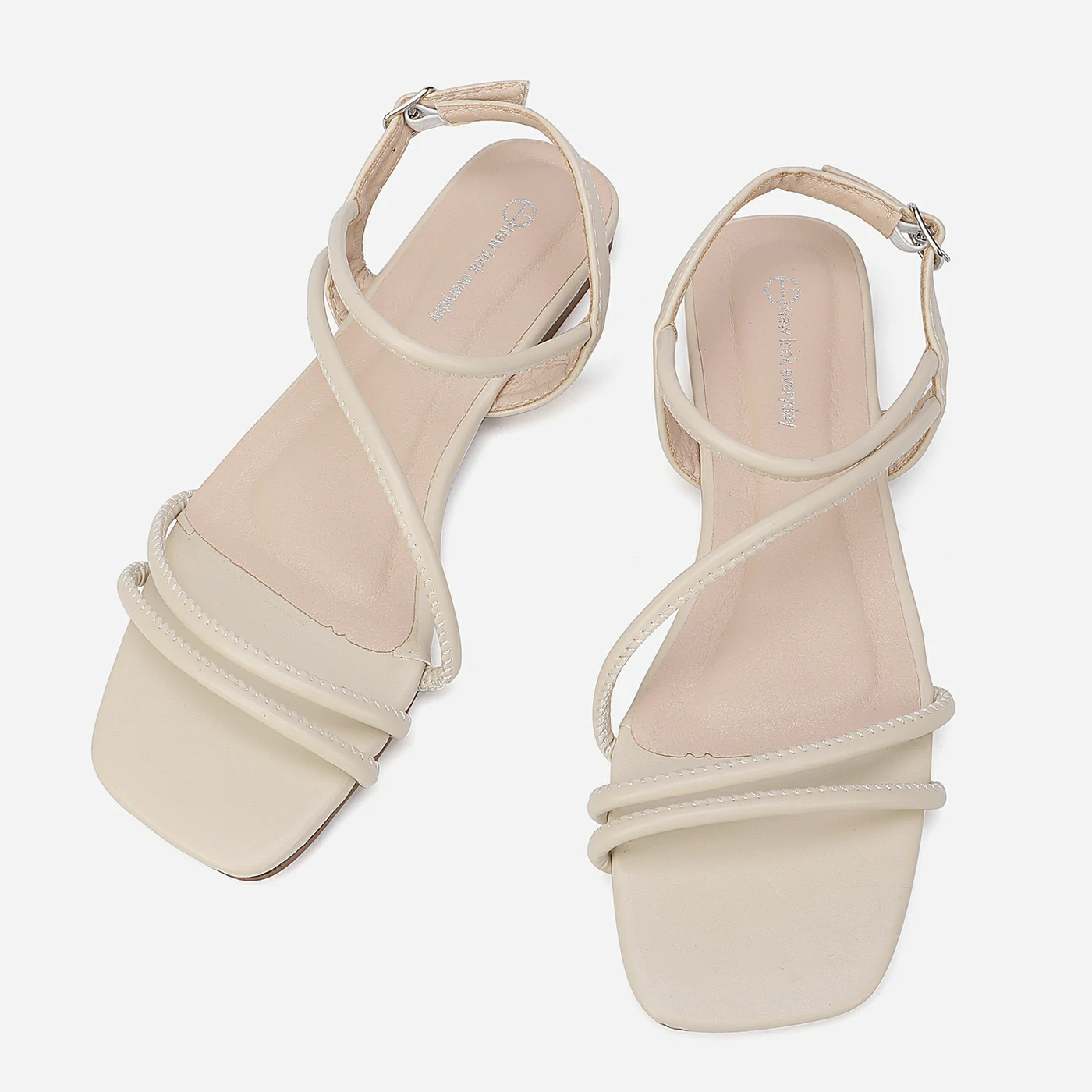 סנדל שטוח אופווייט 38