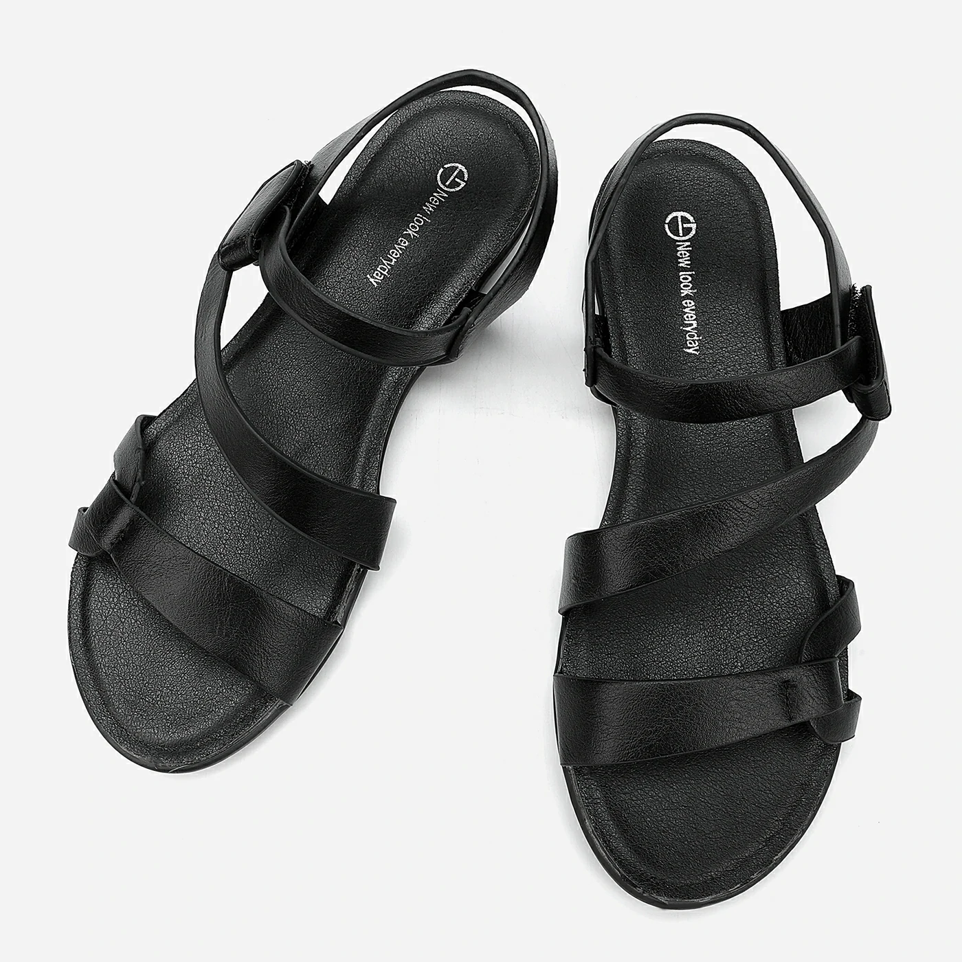 סנדל שטוח שחור 37