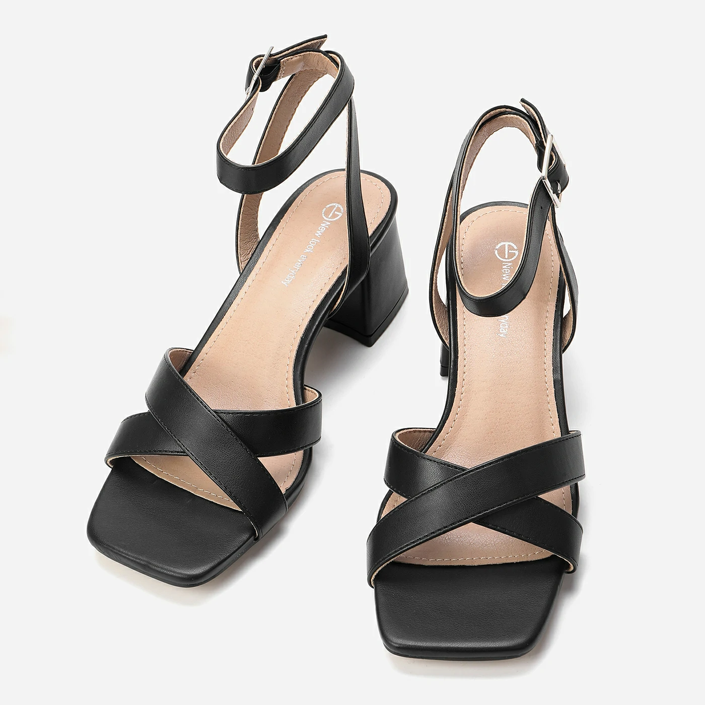 סנדל עקב שחור 36