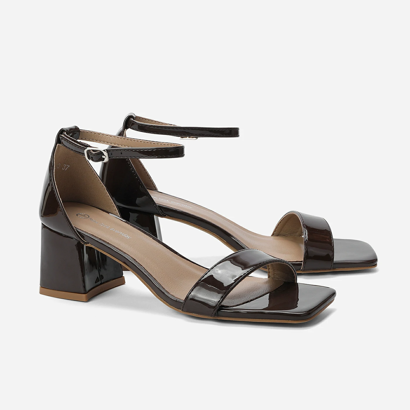 סנדל עקב חום 36