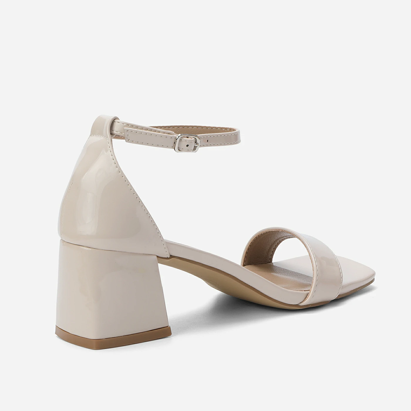 סנדל עקב אופווייט 38