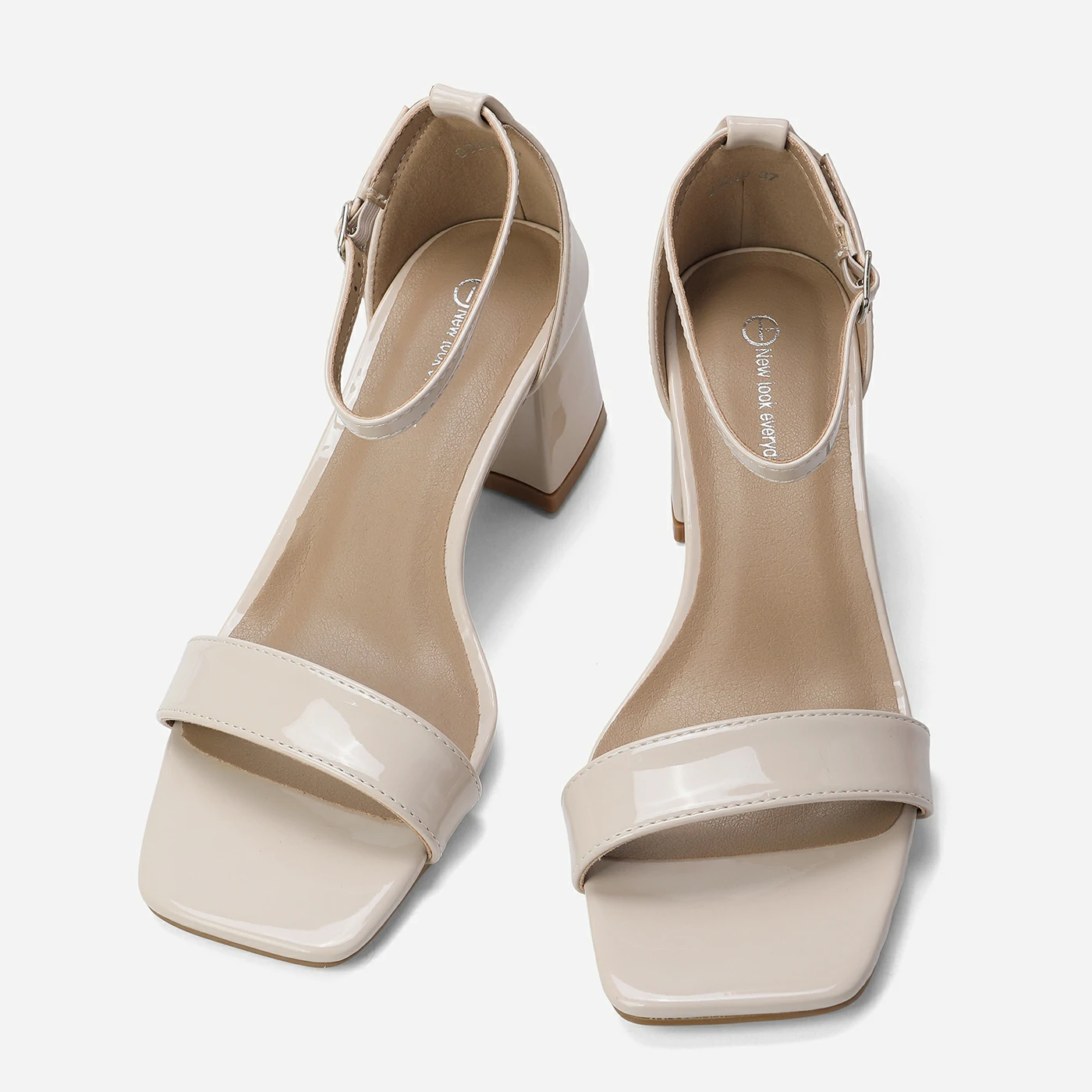 סנדל עקב אופווייט 38