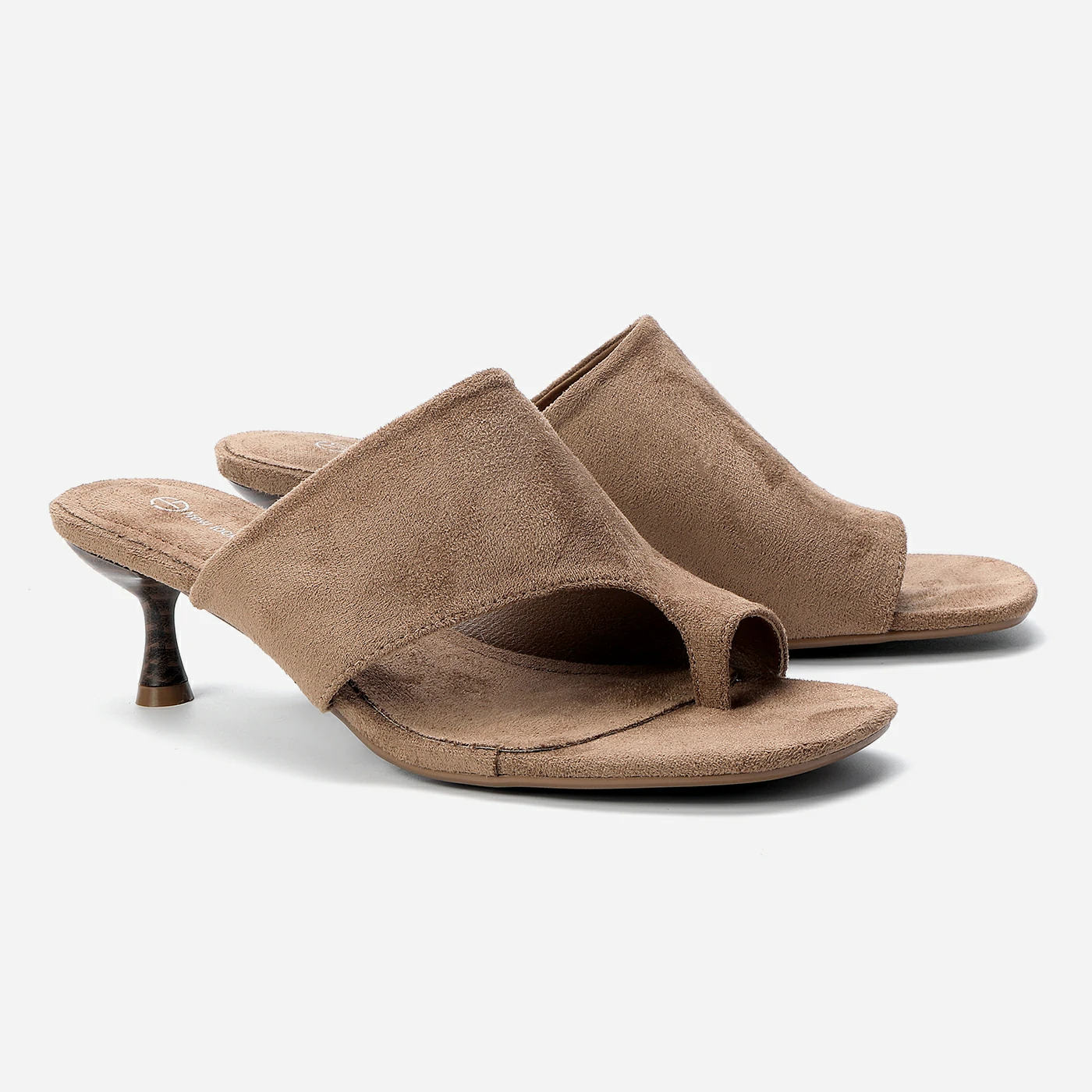 כפכף עקב חום 38