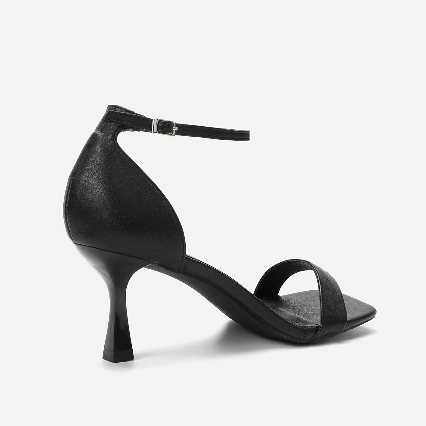 סנדל עקב שחור 39