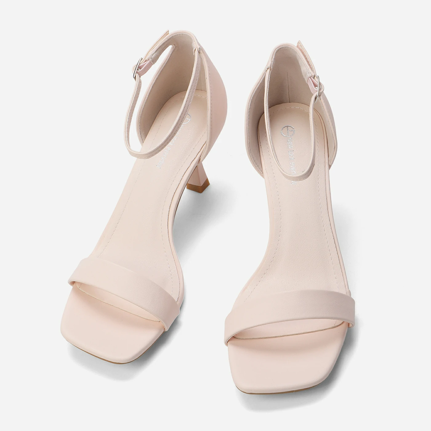 סנדל עקב ורוד בהיר 36