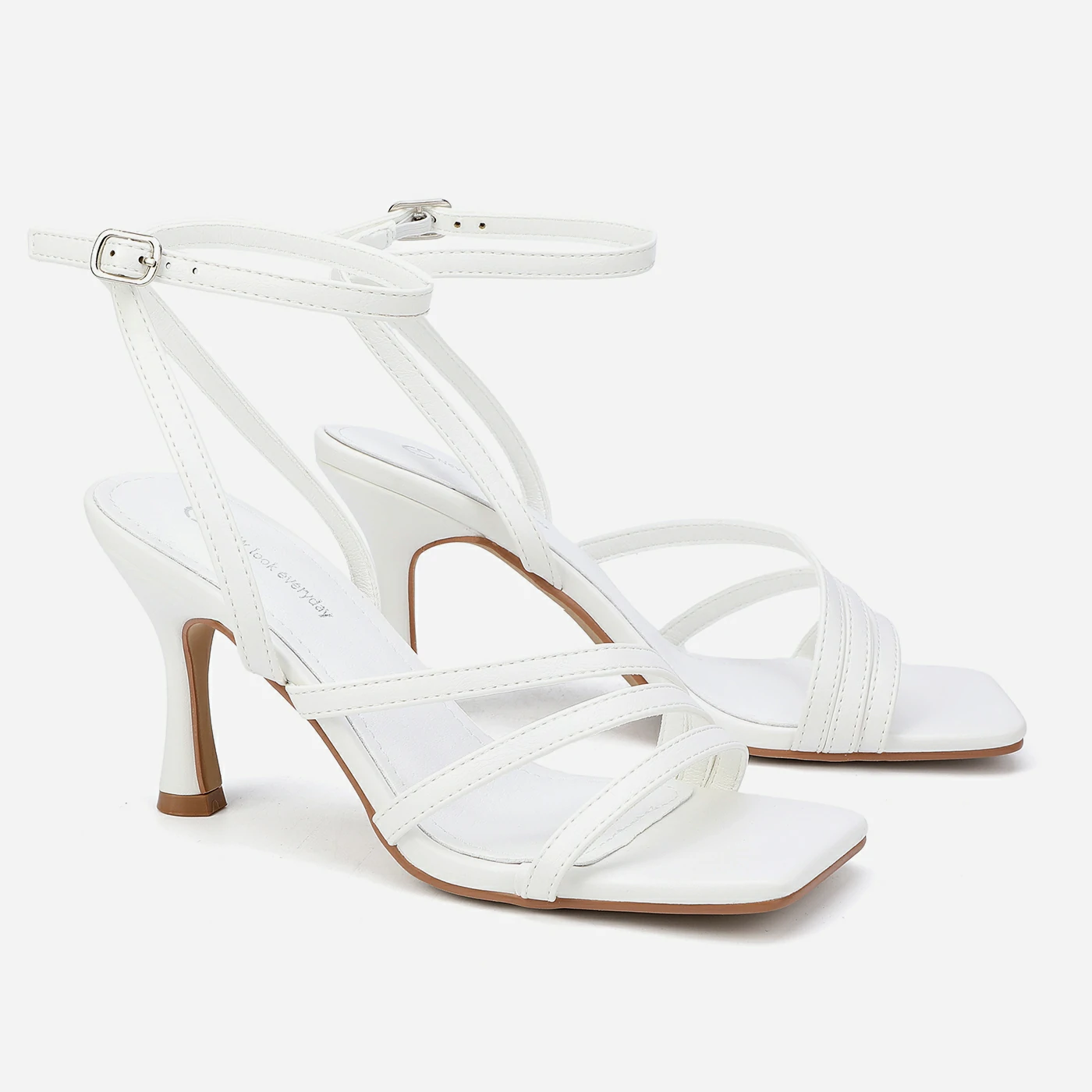 סנדל עקב לבן 39